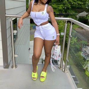 Shane Justin “Snackum” Set